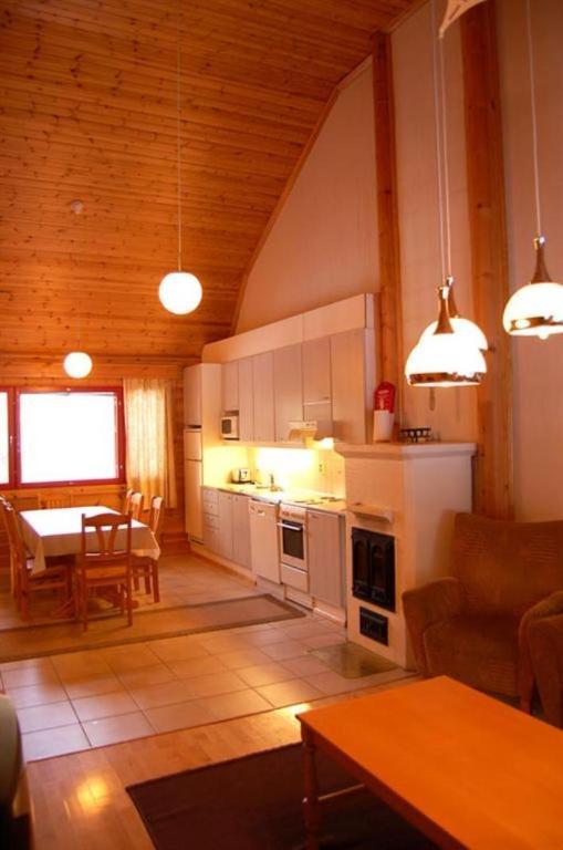 Lomaperkkioe Apartments Вуокатті Номер фото